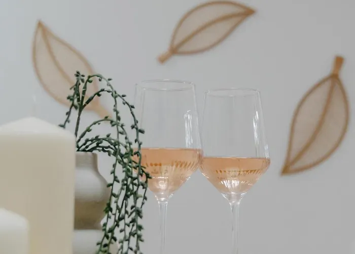 Animea & - Woerthersee * Augsdorf